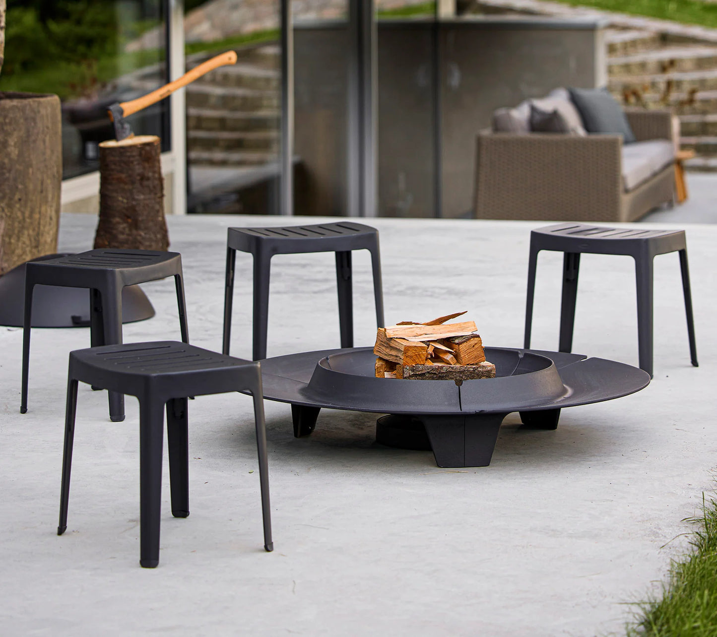 Ember fire pit - large
