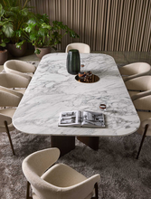 Carregar imagem no visualizador da galeria, Onno Dining Table
