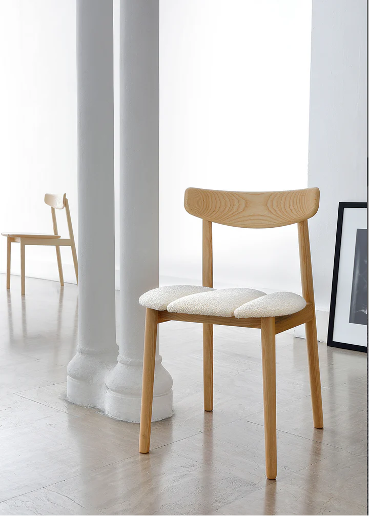 Klee natural oak chair