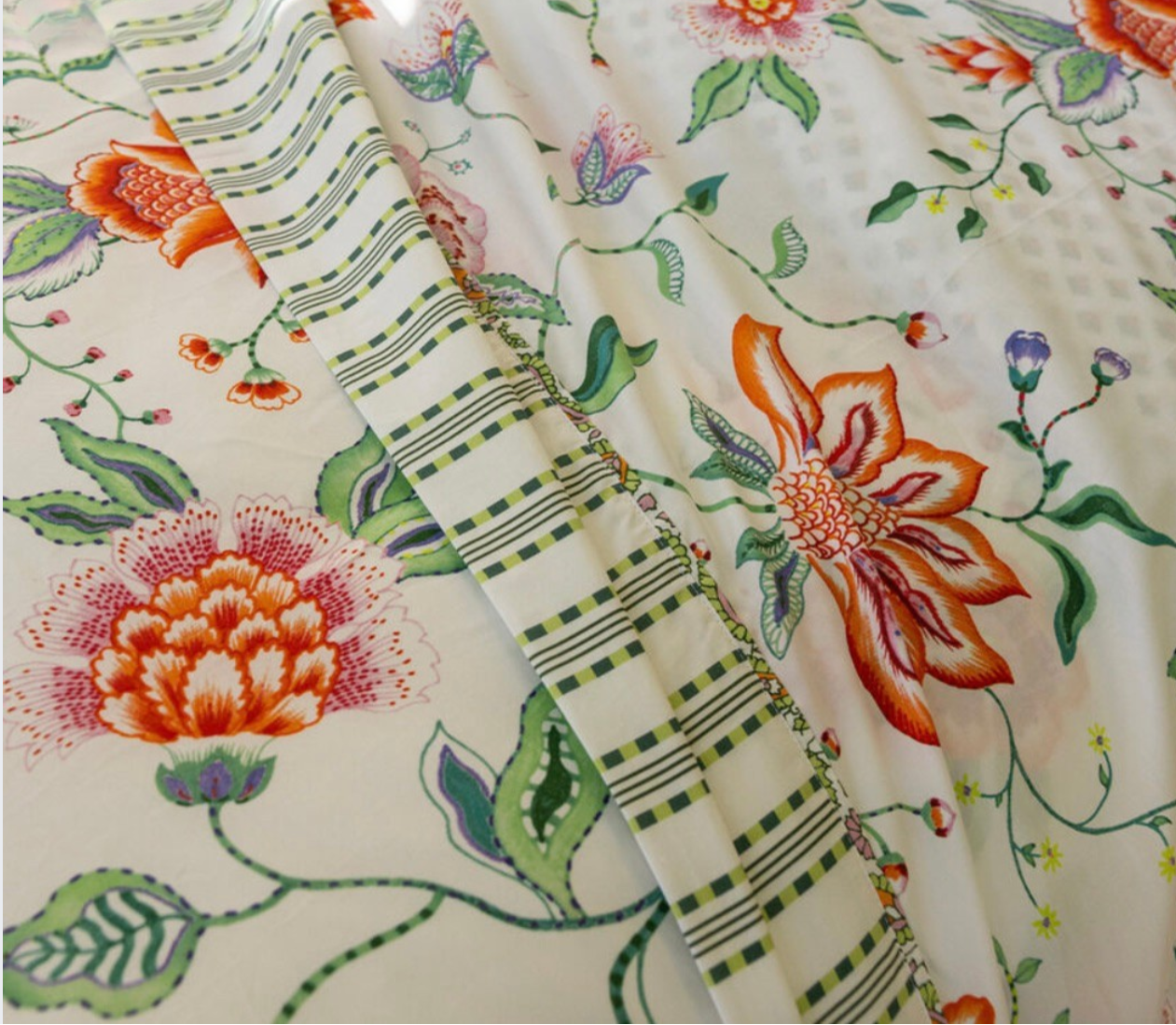 Été Indien duvet cover