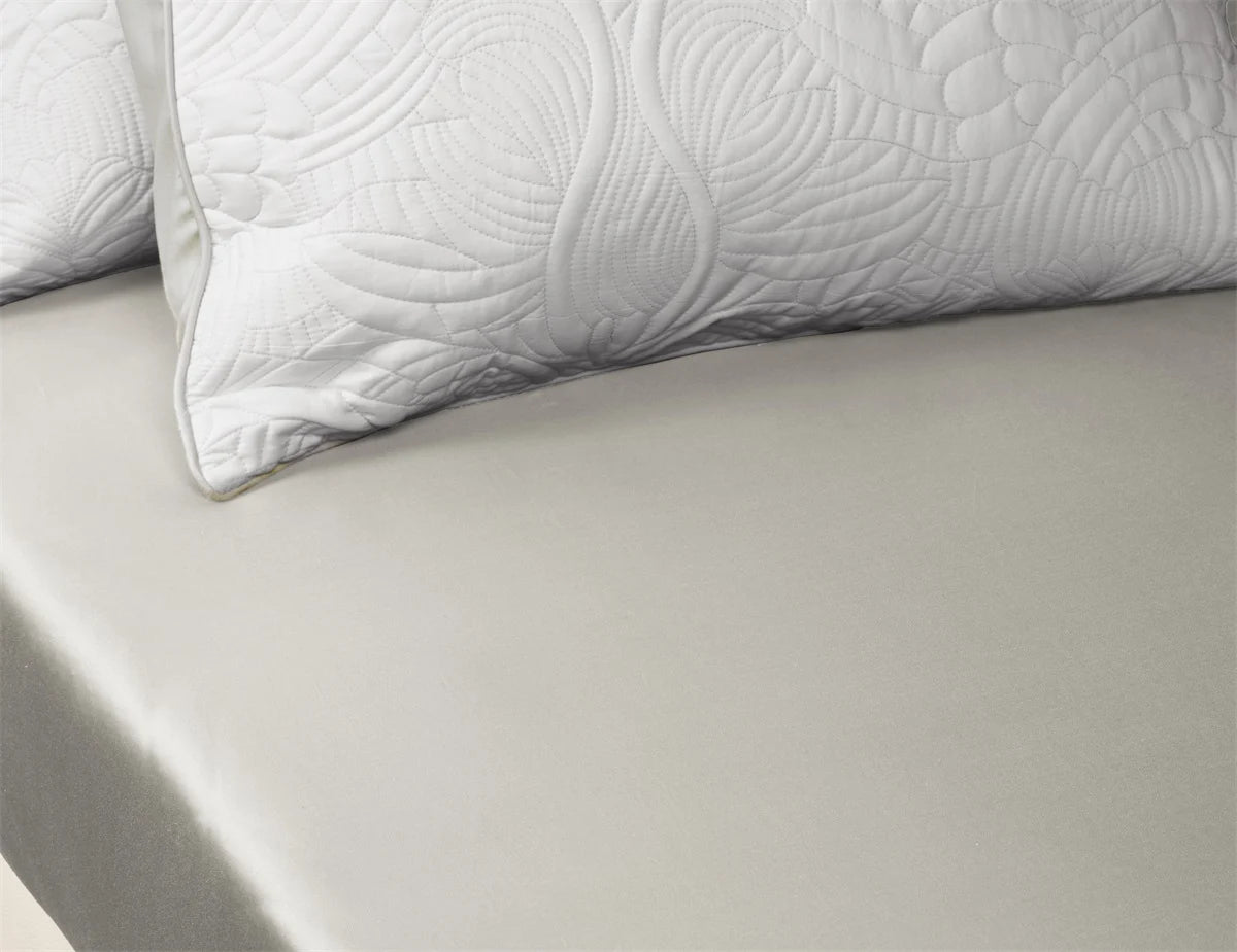 Embroidered Dodo Pavone Fitted Sheet Ivory