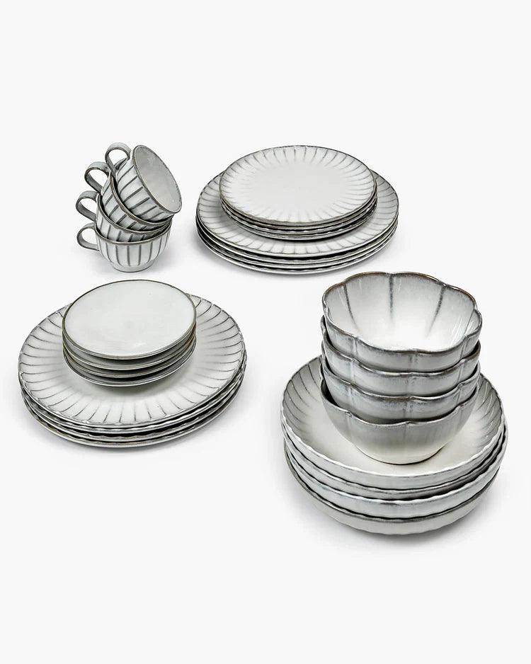 White Inku Dinnerware  (SET OF 28 )
