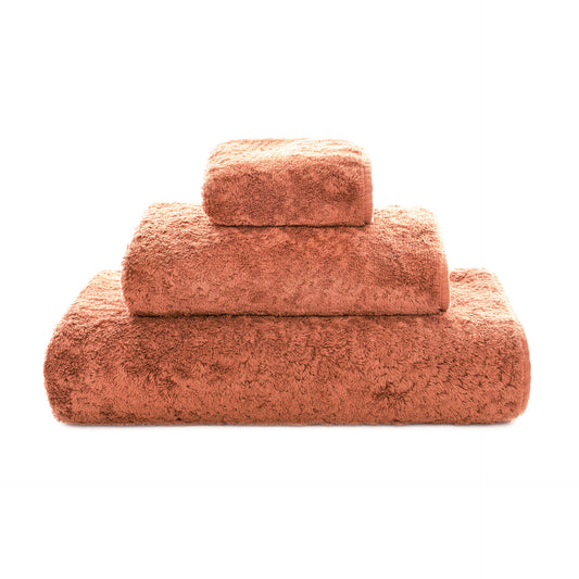 Egoist terracota