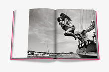 Carregar imagem no visualizador da galeria, Ibiza Bohemia Book &amp; Travel From Home Scented Candle
