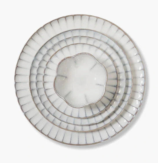 White Inku Dinnerware  (SET OF 28 )