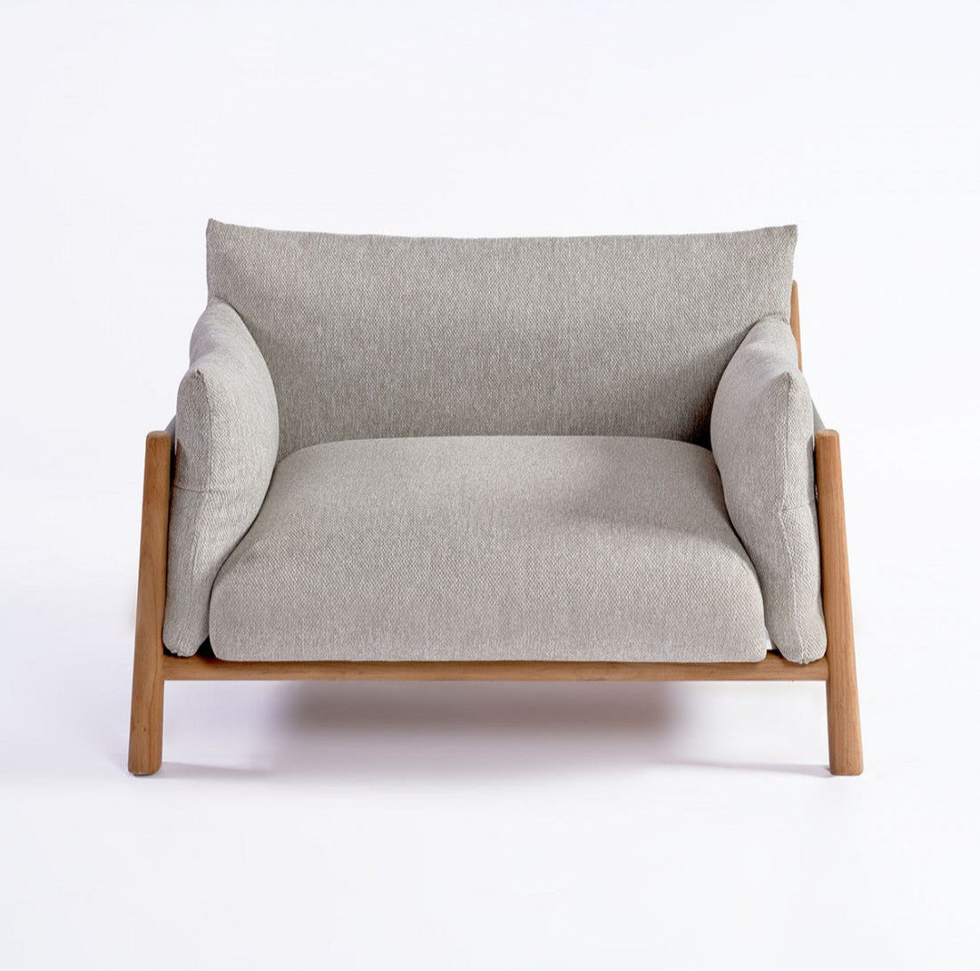 Leia Outdoor Armchair – Teak & Outdoor upholstery