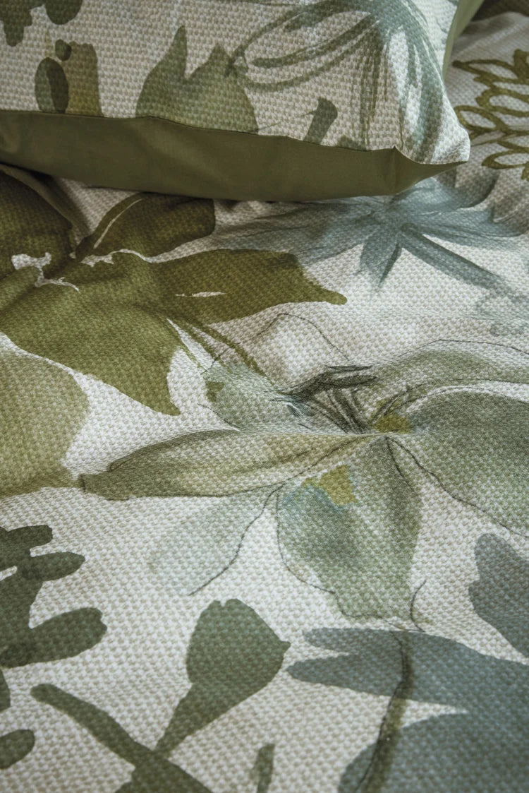 Lilian Green Duvet Cover