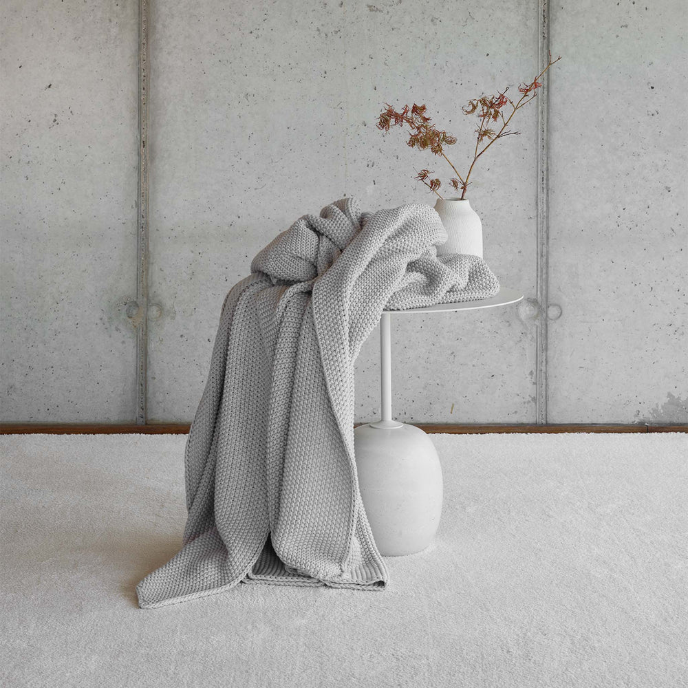 Lilium throw