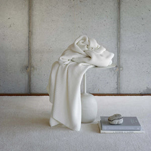 Lilium throw
