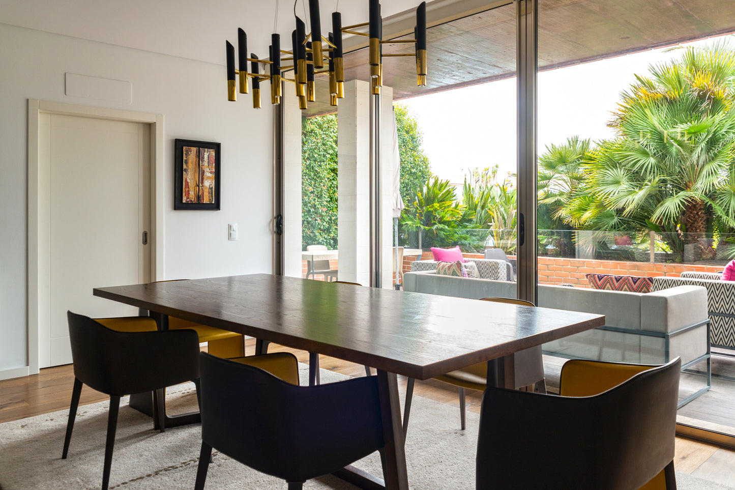 Luanda table