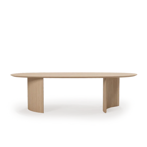 Brisa dining table