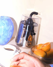 Load image into Gallery viewer, Toru electric citrus-squeezer
