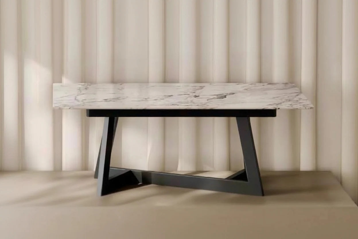 New York Dining Table