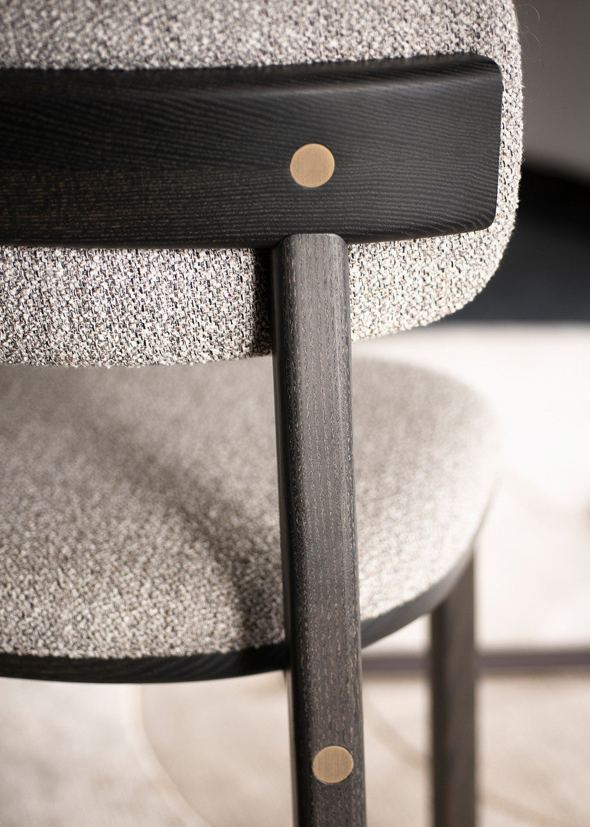 Helvetica 868 Dining Chair