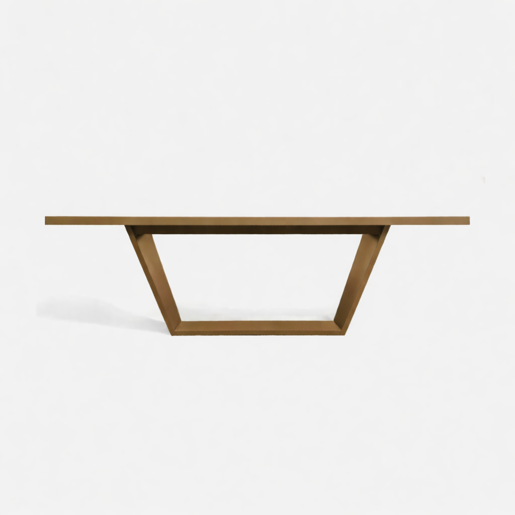 Trape Dining Table