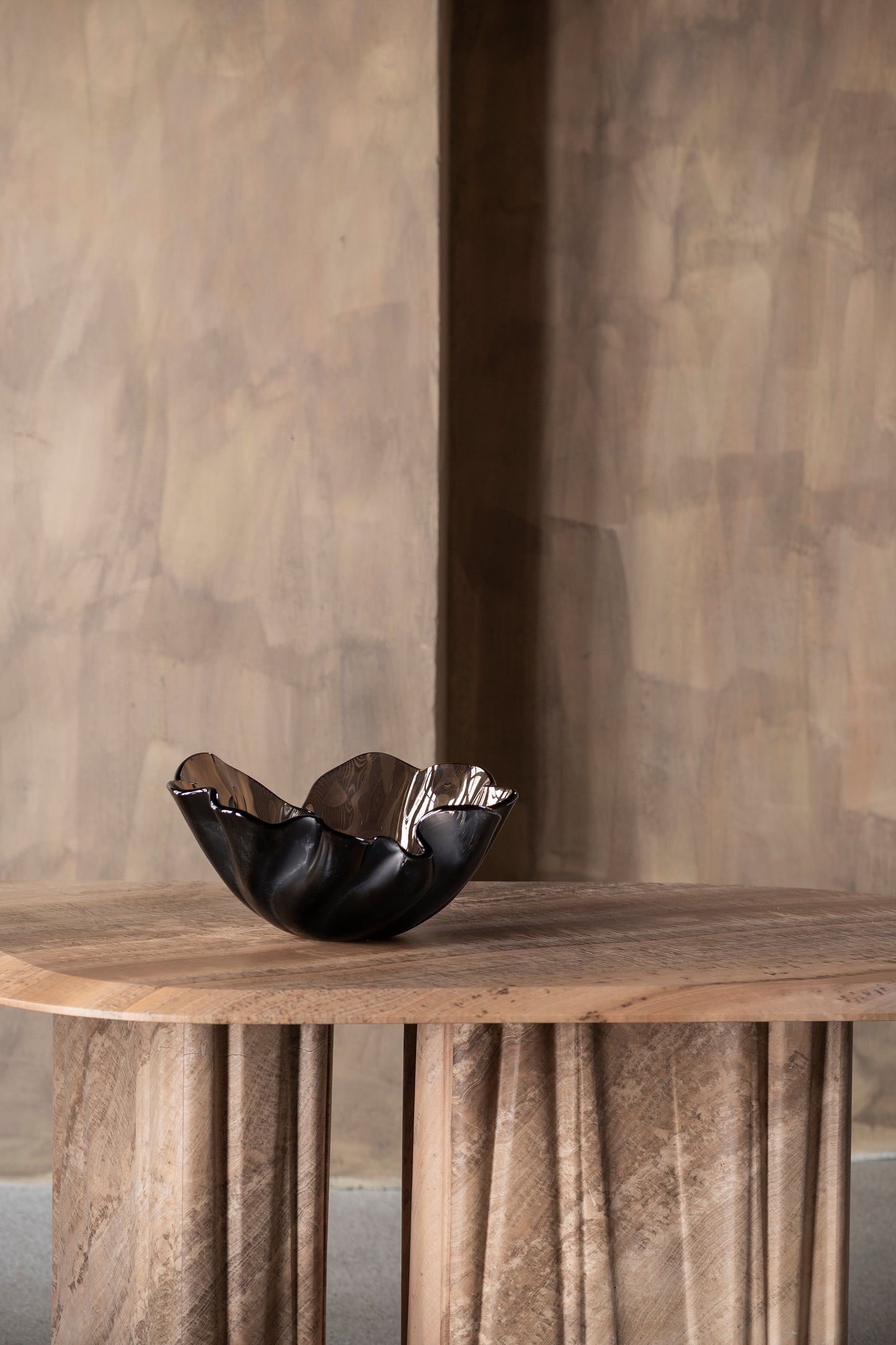 Lirio bowl bronze