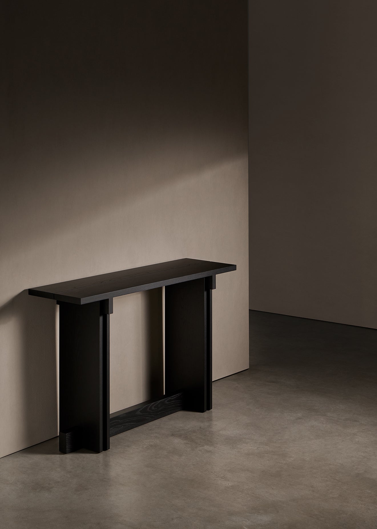 Rak Console Table