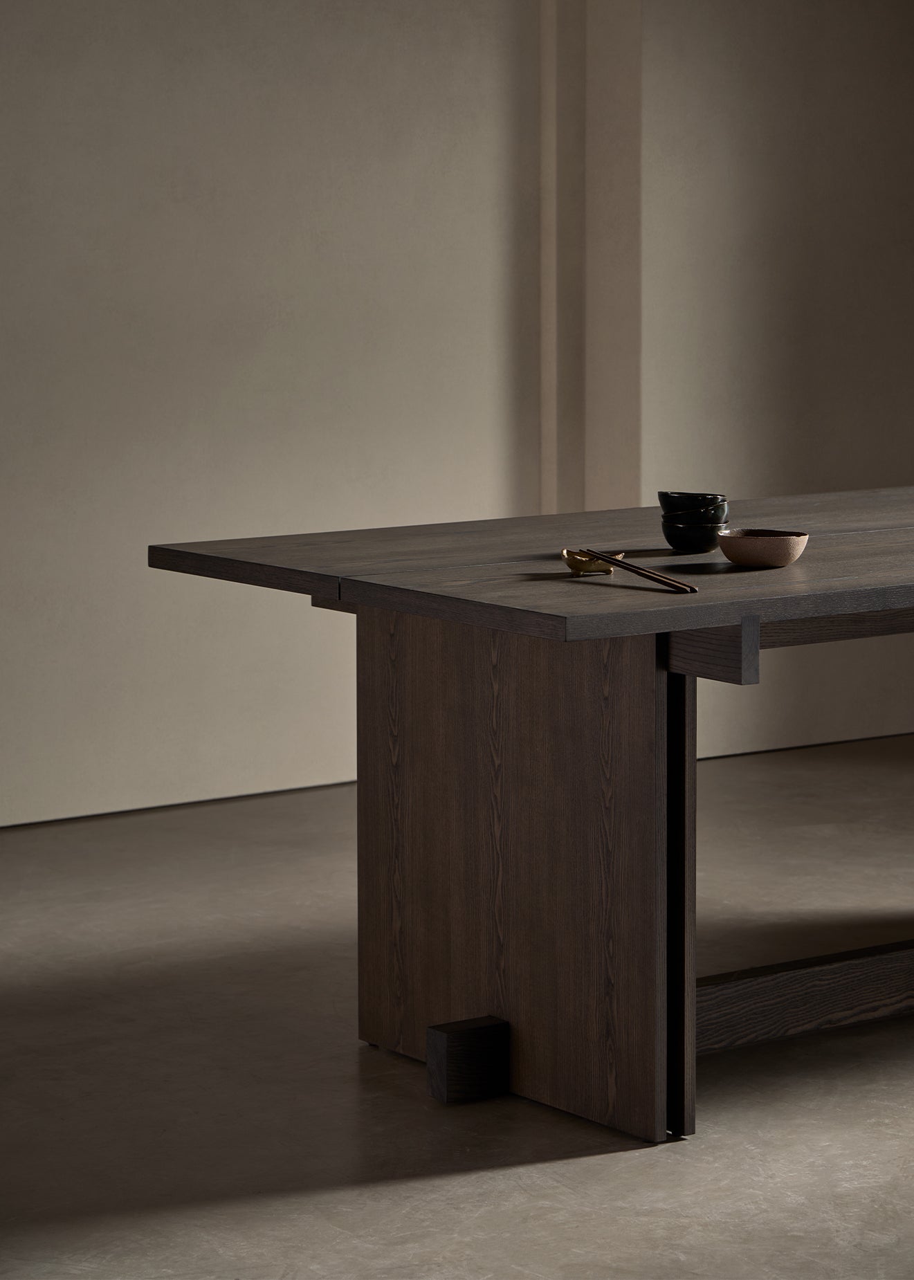 Rak Dining Table - 280