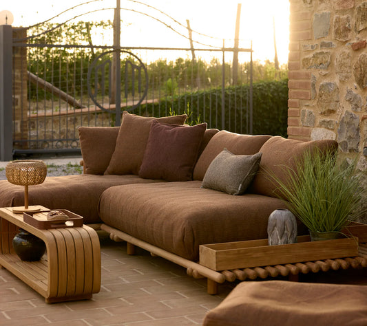 Sticks platform, sofa w/ chaise lounge - Teak