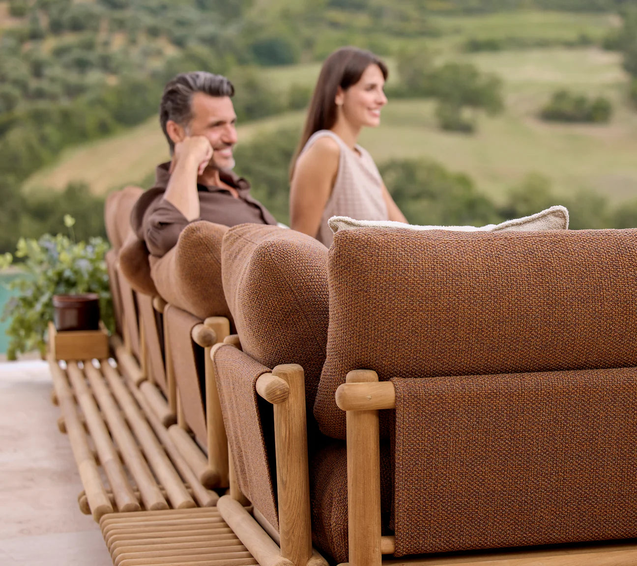 Sticks platform, corner sofa - Teak