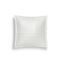 Load image into Gallery viewer, Suave bedspread
