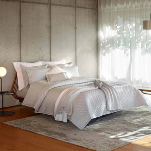 Suave bedspread