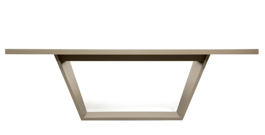 Trape Dining Table