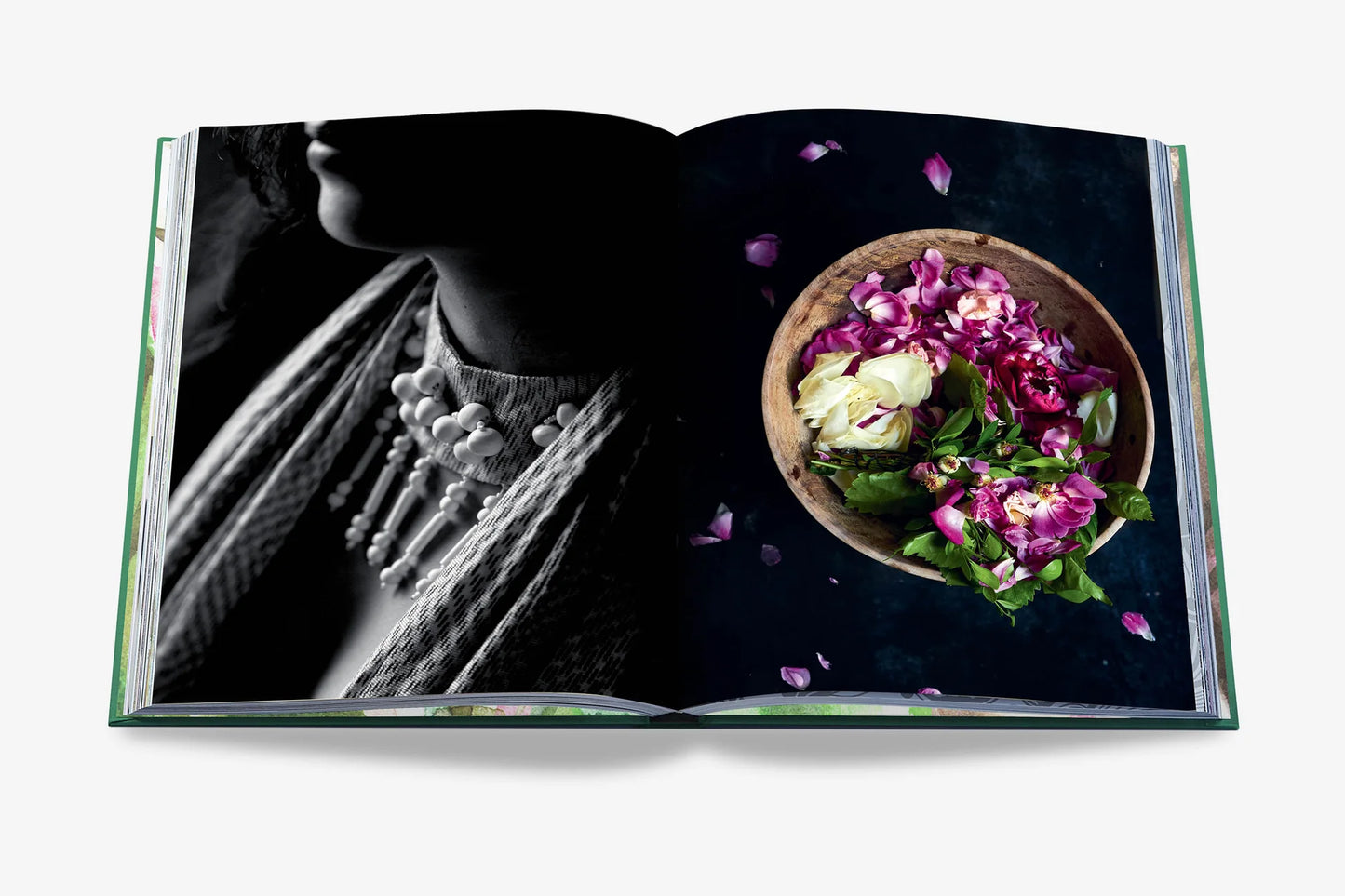 Tulum Gypset - Candle and Book Gift Set