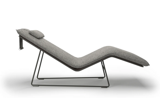 Véu Chaise Lounge