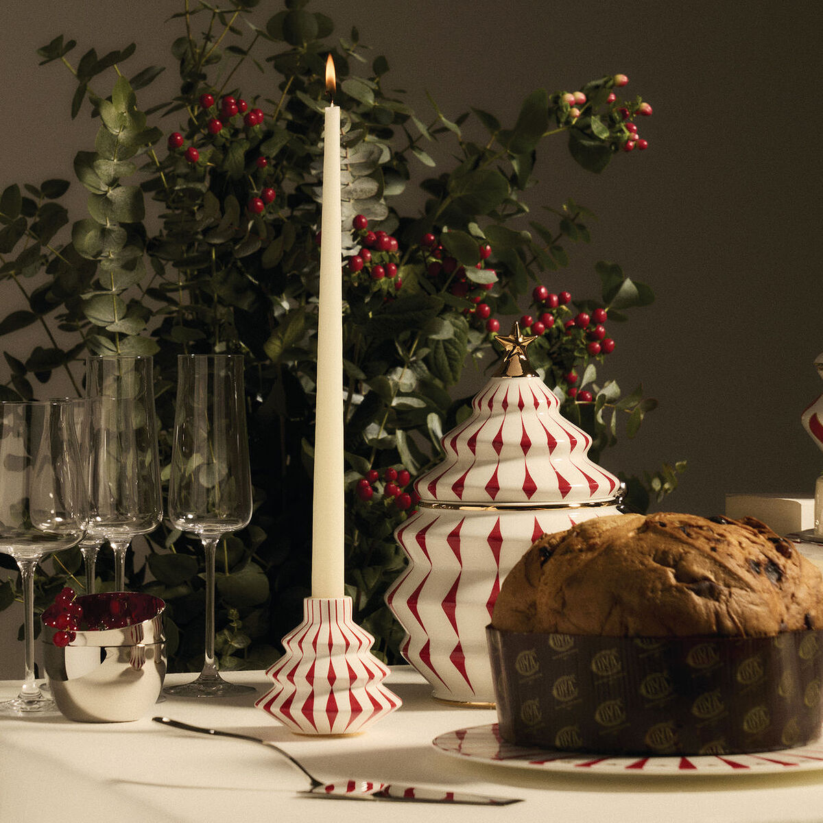 Delight Candlestick (Red)