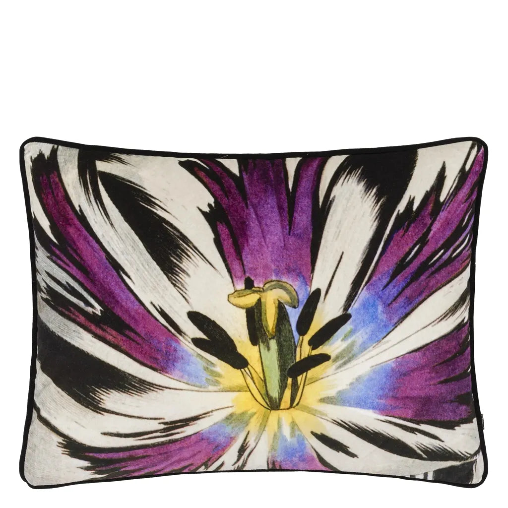 Eclosion Agate cushion