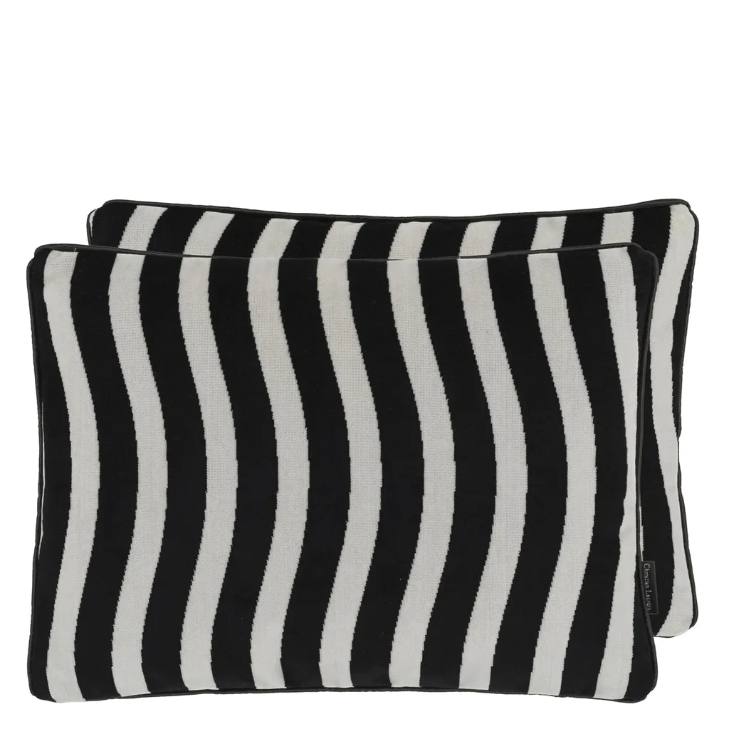 Roubine Taureau cushion