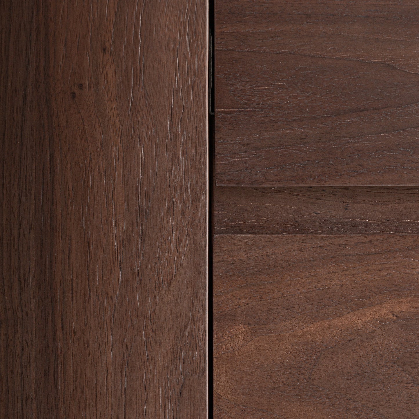 Stuetta chest of drawers