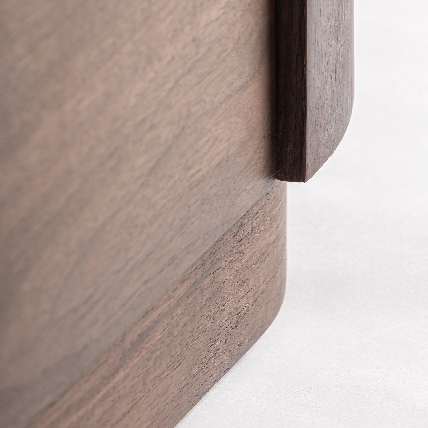 Stuetta chest of drawers