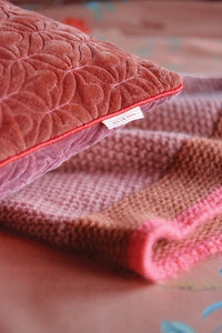 Bonnuit throw pink