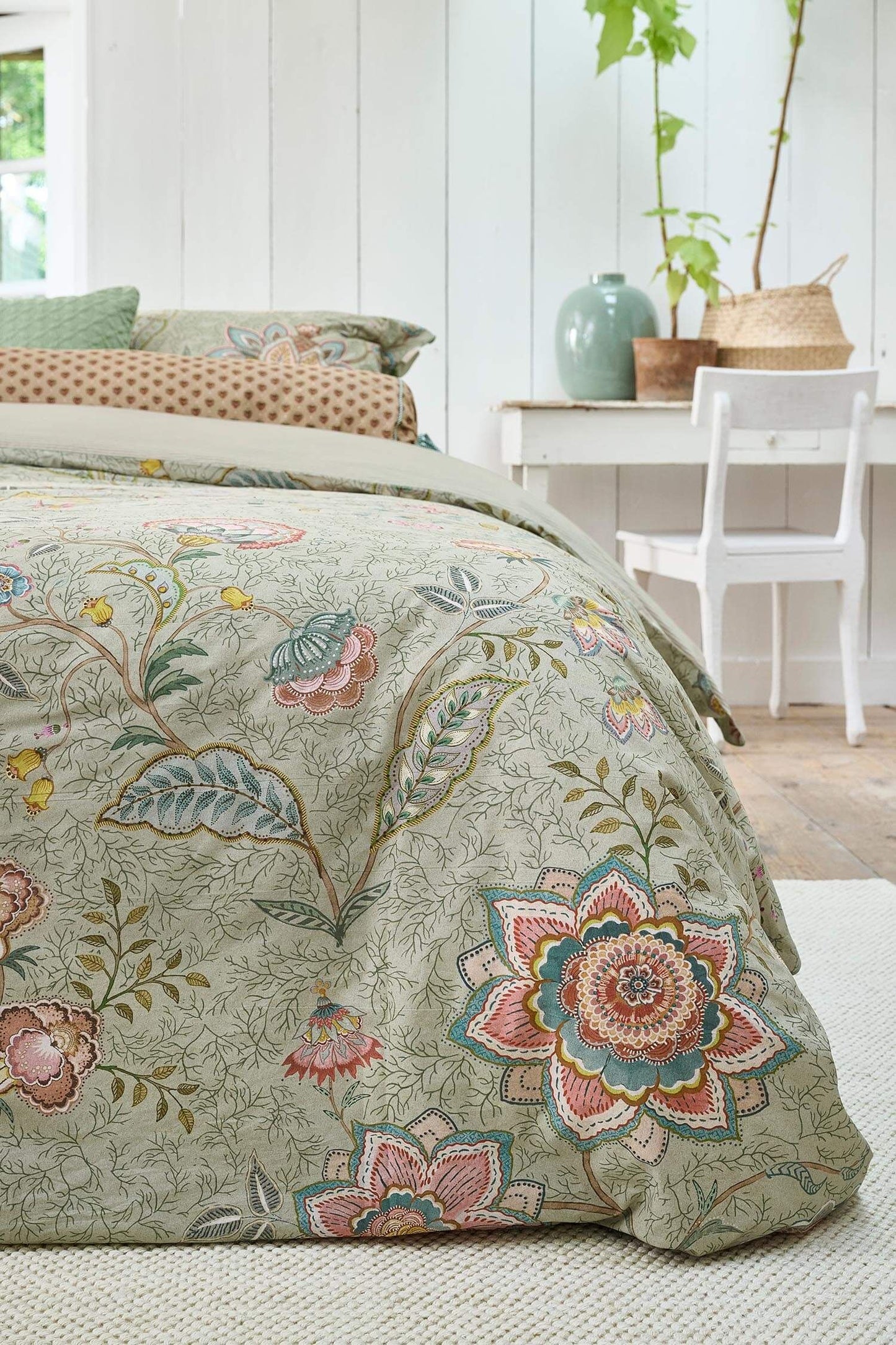 Duvet Cover Set Mumbai Morning Light Green