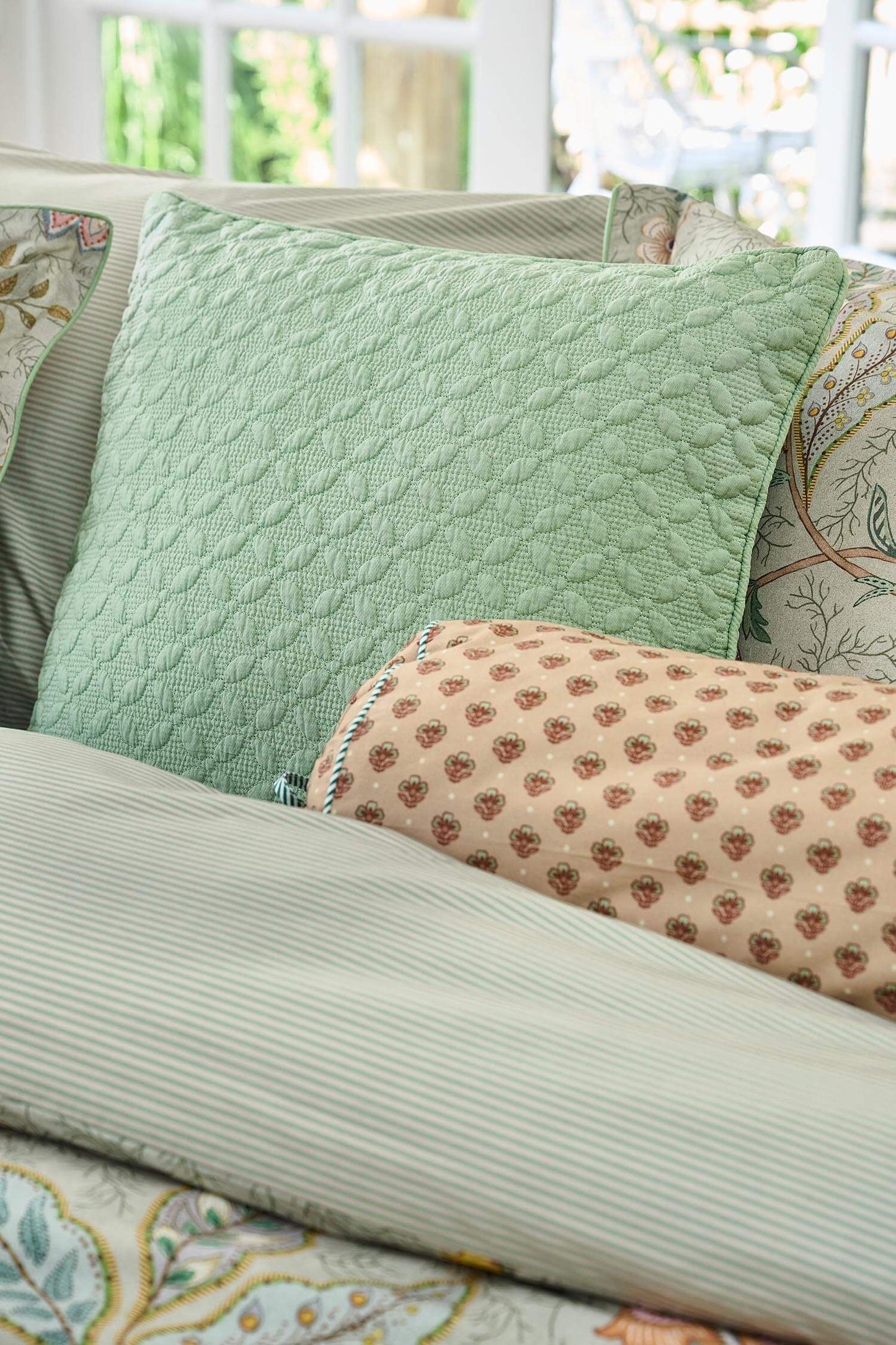 Cushion Yuna Green