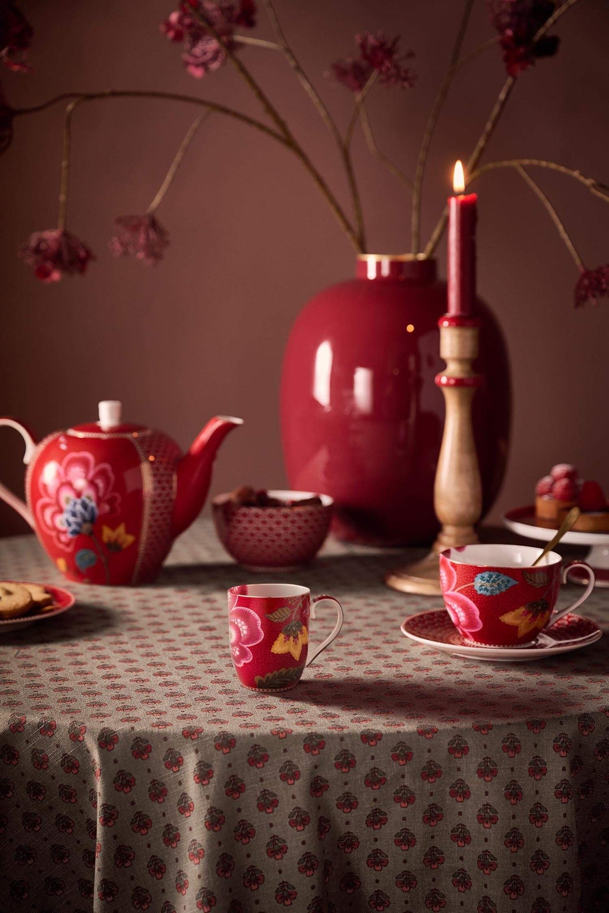 Mugs Blooming Tales Fantasy Dark Red 200ml (Set 2 Pieces)