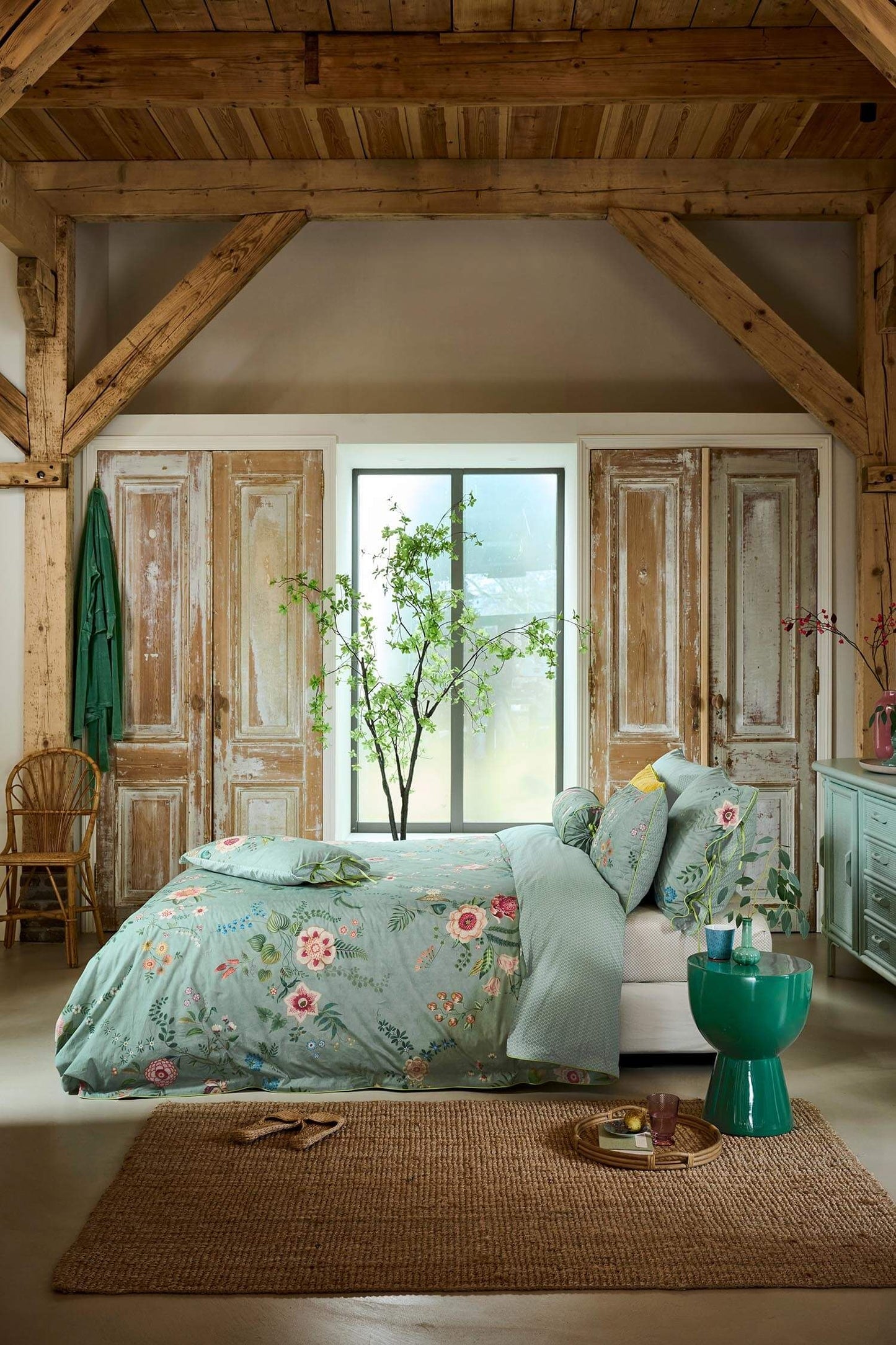 Everbloom Quilted Cushion - green