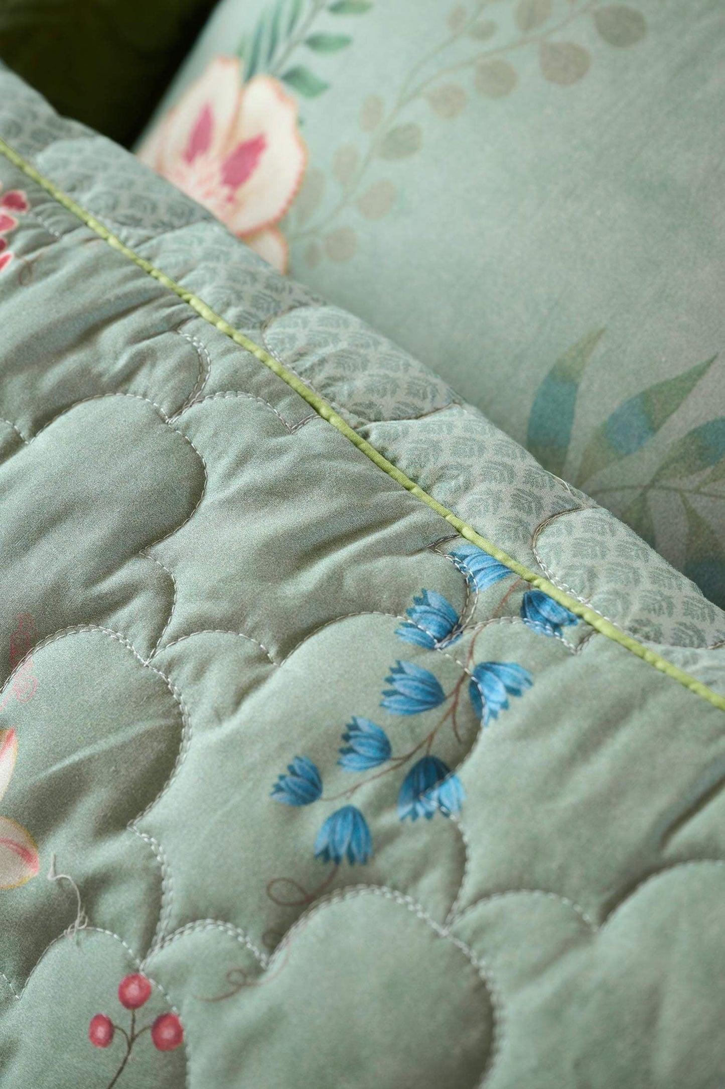 Everbloom Quilted Cushion - green