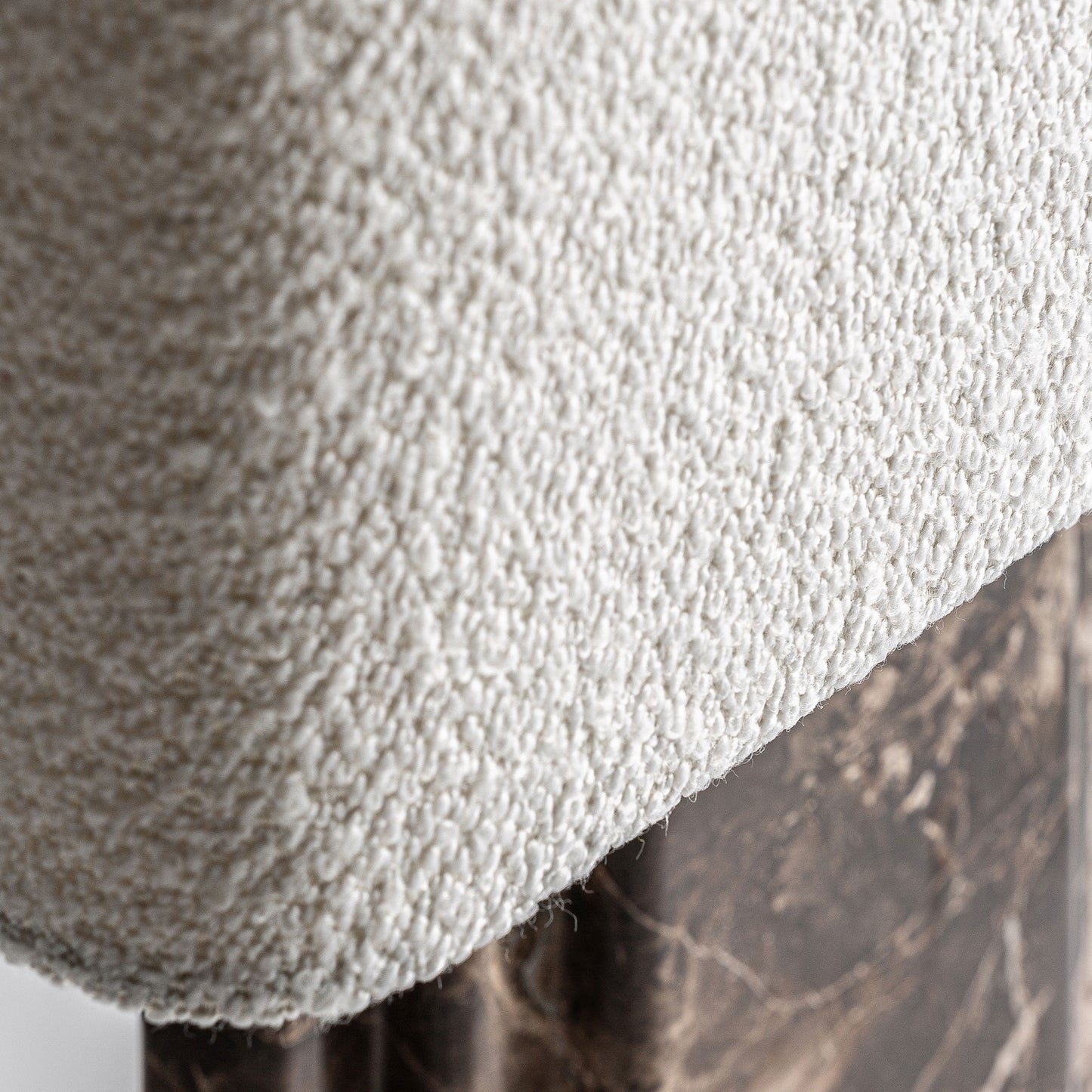 Aurea table lamp