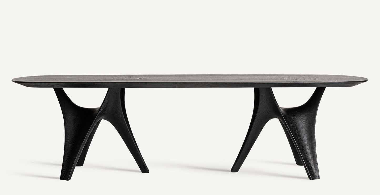 Bilzen Dining Table