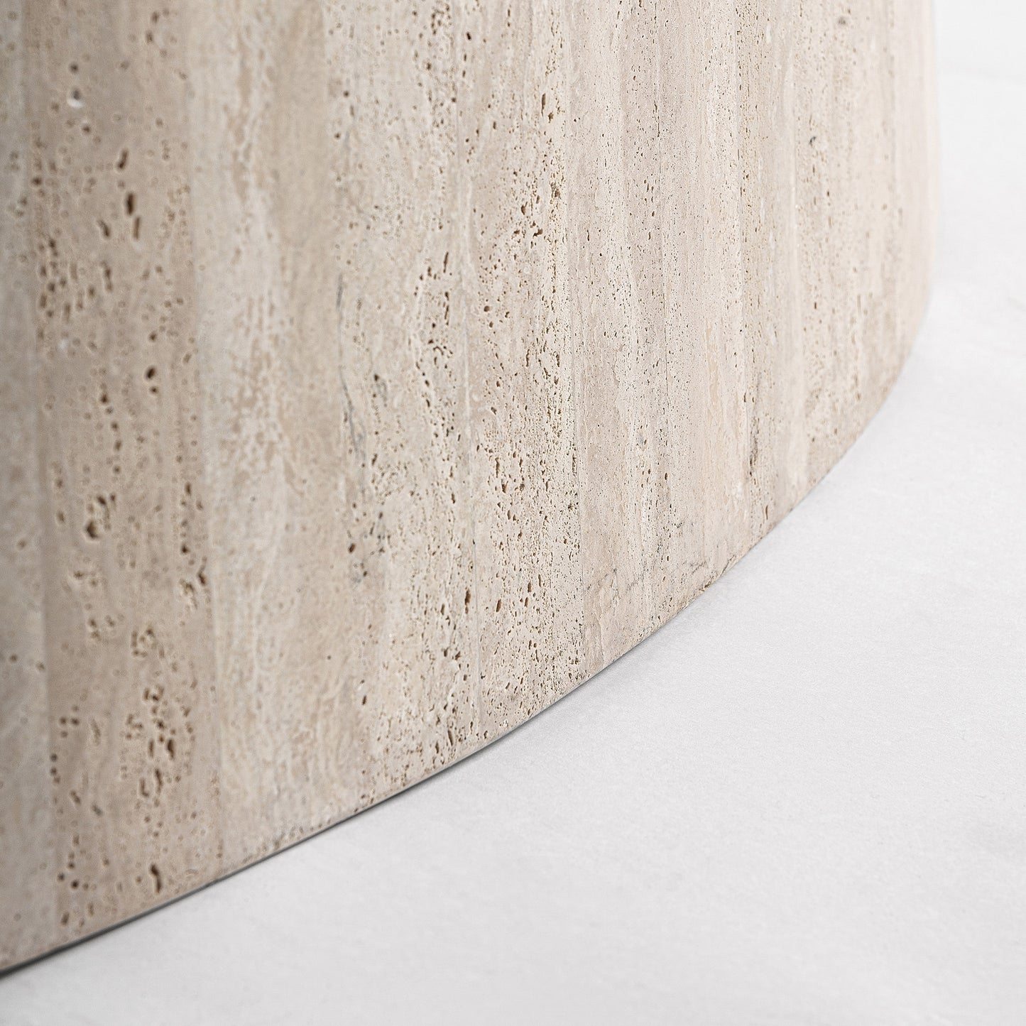 Thiennes B Dining Table