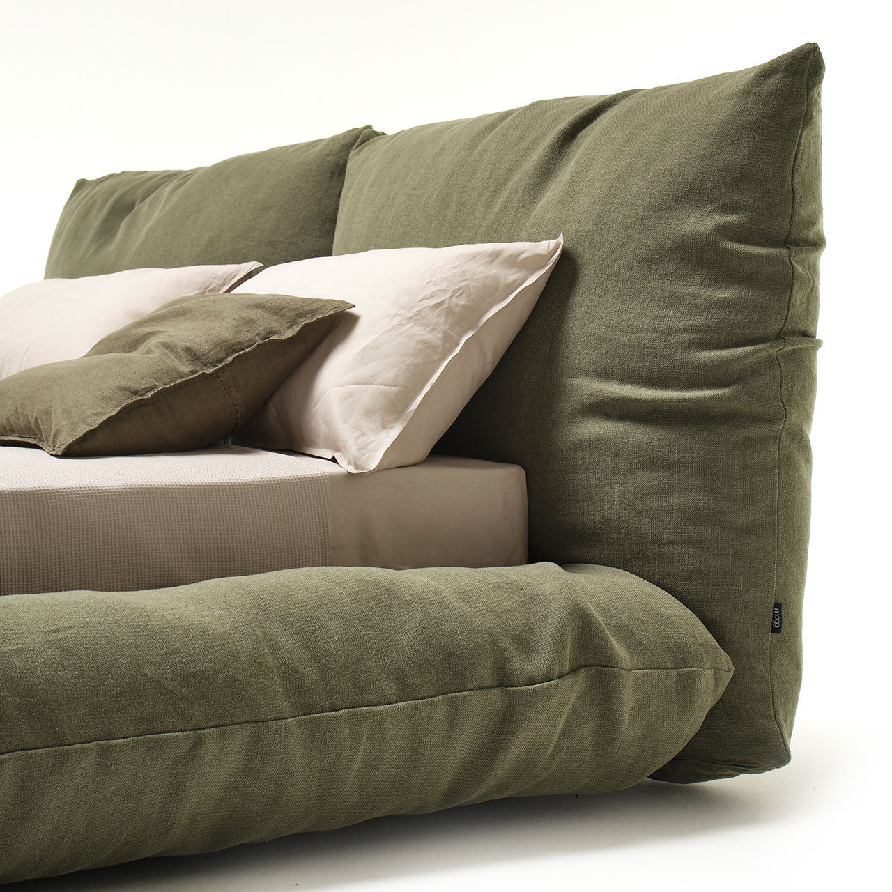 Alba Bed
