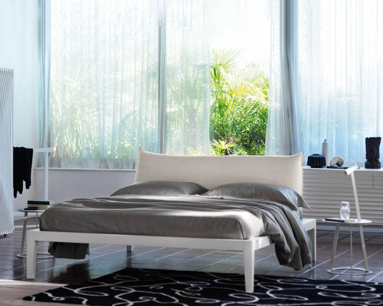Moheli bed