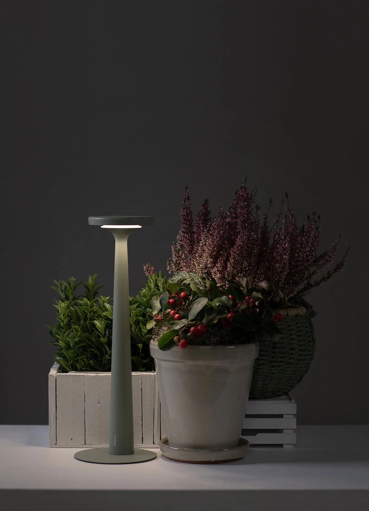 Papiria table lamp
