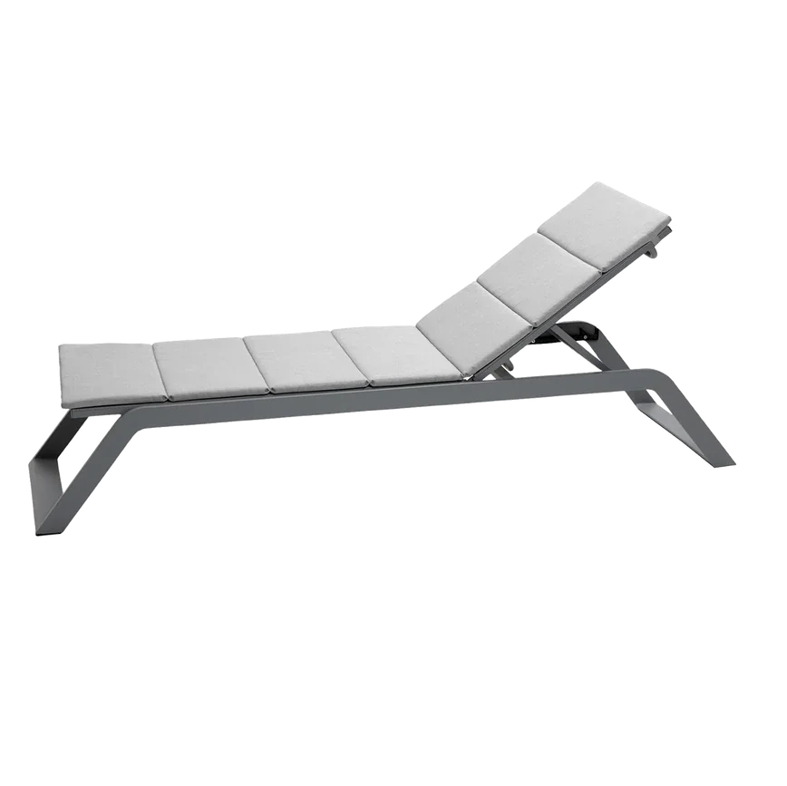 Siesta sunbed with cushion