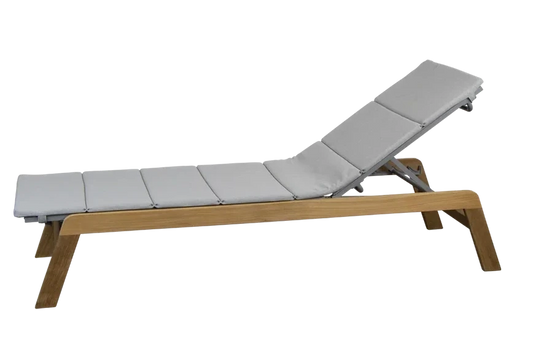 Siesta teak sunbed
