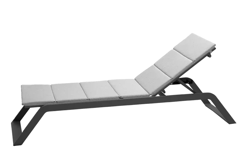 Siesta sunbed with cushion