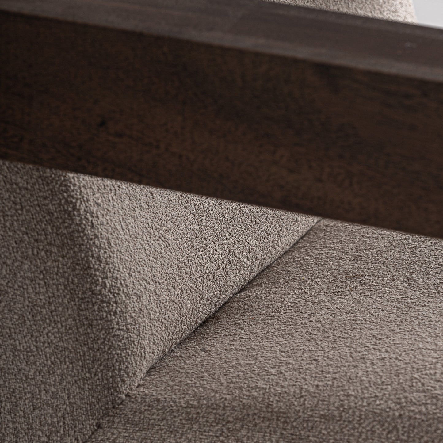 Virazeila Armchair